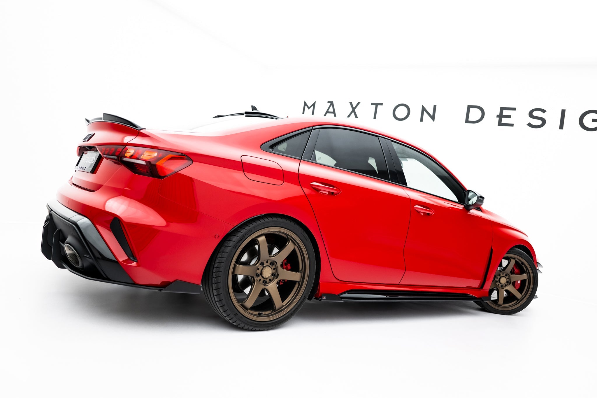 Maxton Design - Street Pro Seitenschweller Ansatz + Flaps für Audi RS3 Limousine 8Y Facelift - Aerowerk.