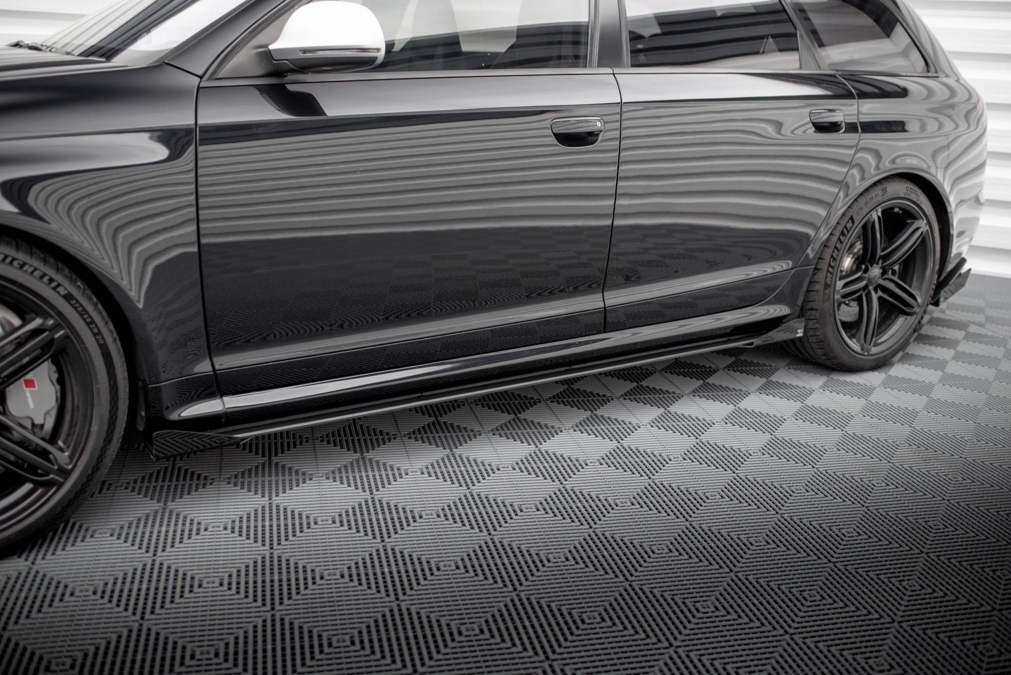 Maxton Design - Street Pro Seitenschweller Ansatz + Flaps für Audi RS6 Avant C6 - Aerowerk.