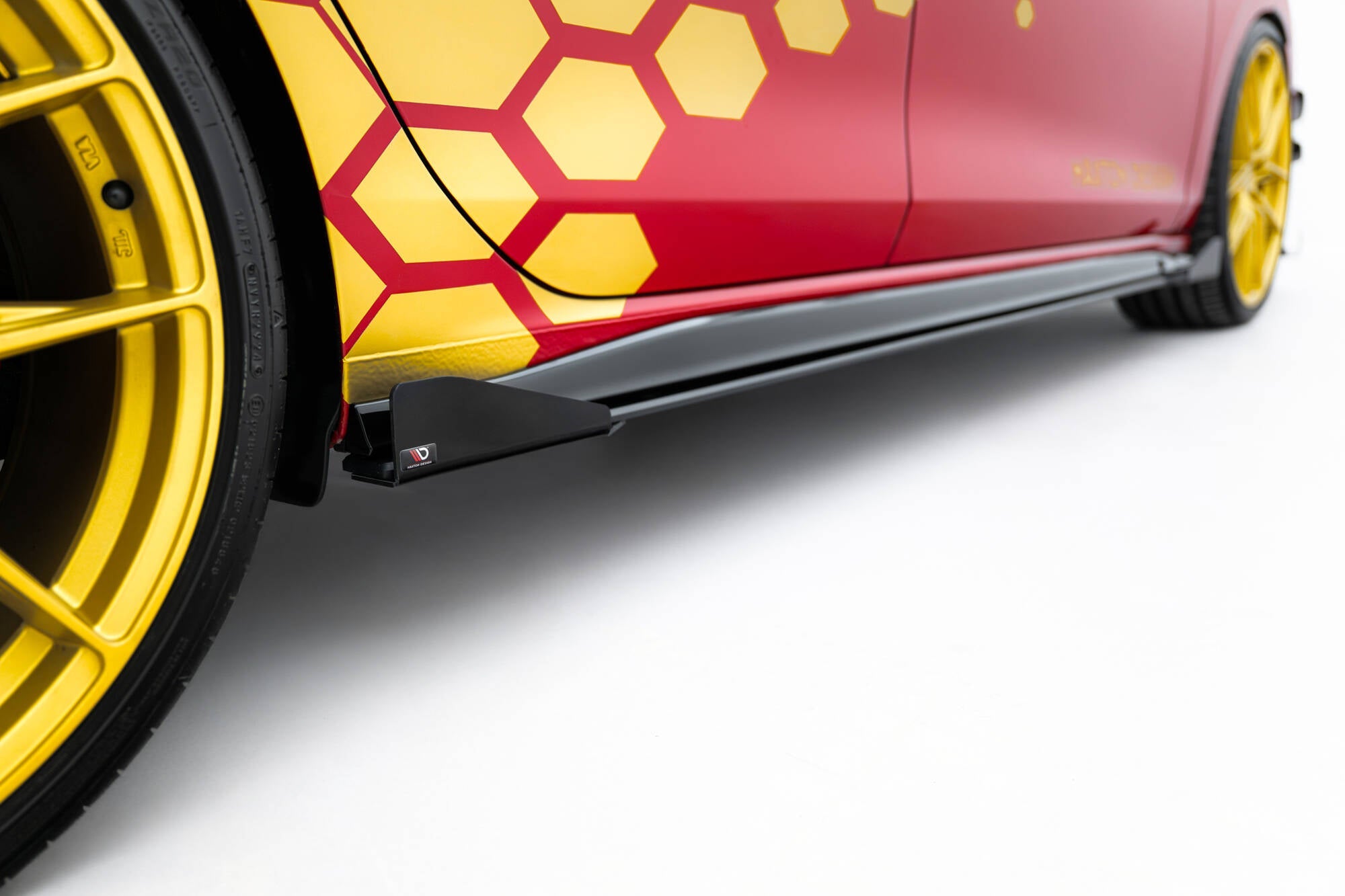 Maxton Design - Street Pro Seitenschweller Ansatz + Flaps für VW Golf GTI Clubsport Mk8 Facelift - Aerowerk.