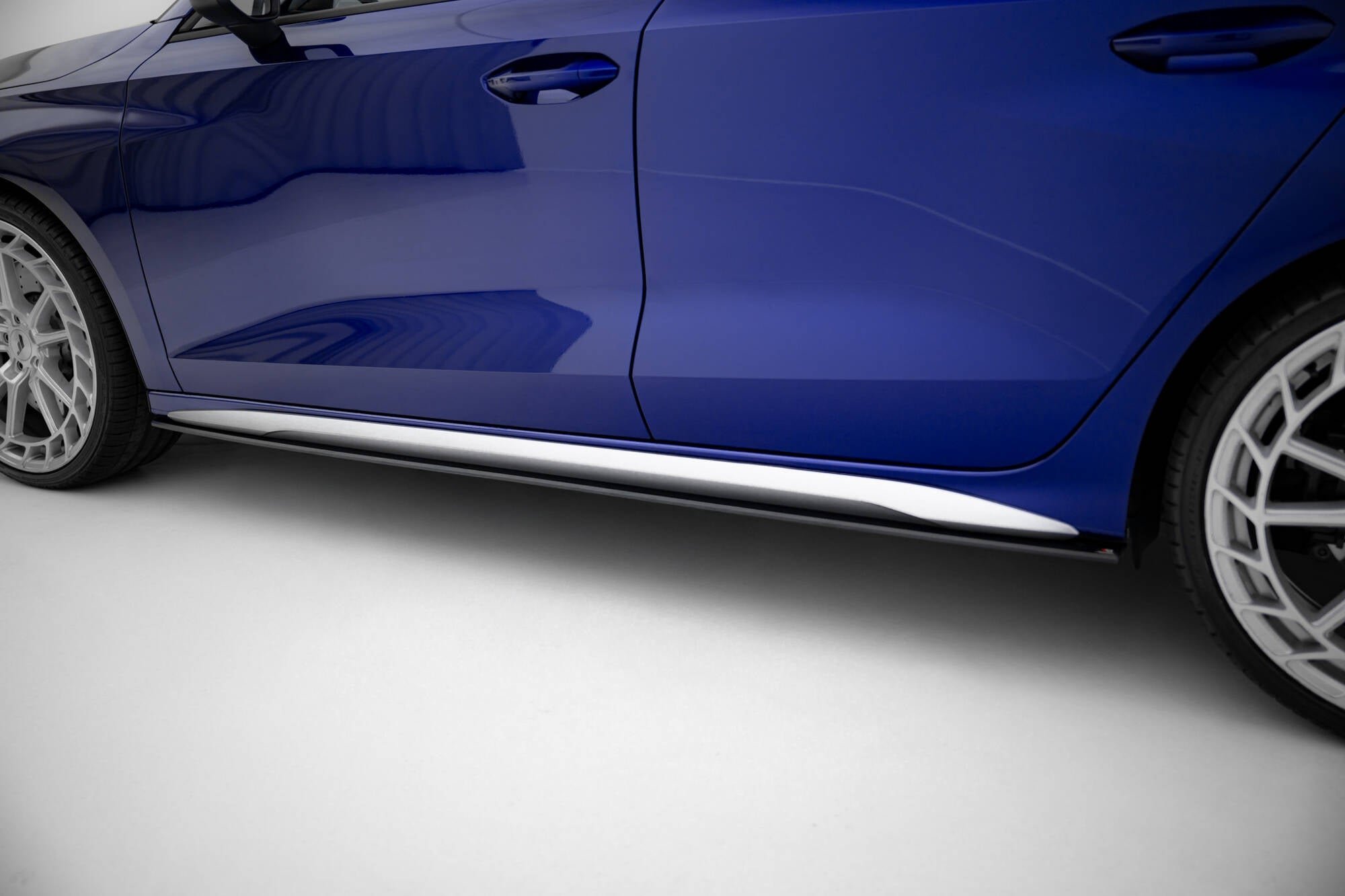 Maxton Design - Street Pro Seitenschweller Ansatz für Audi A3 S - Line Limousine / S3 Limousine 8Y Facelift - Aerowerk.