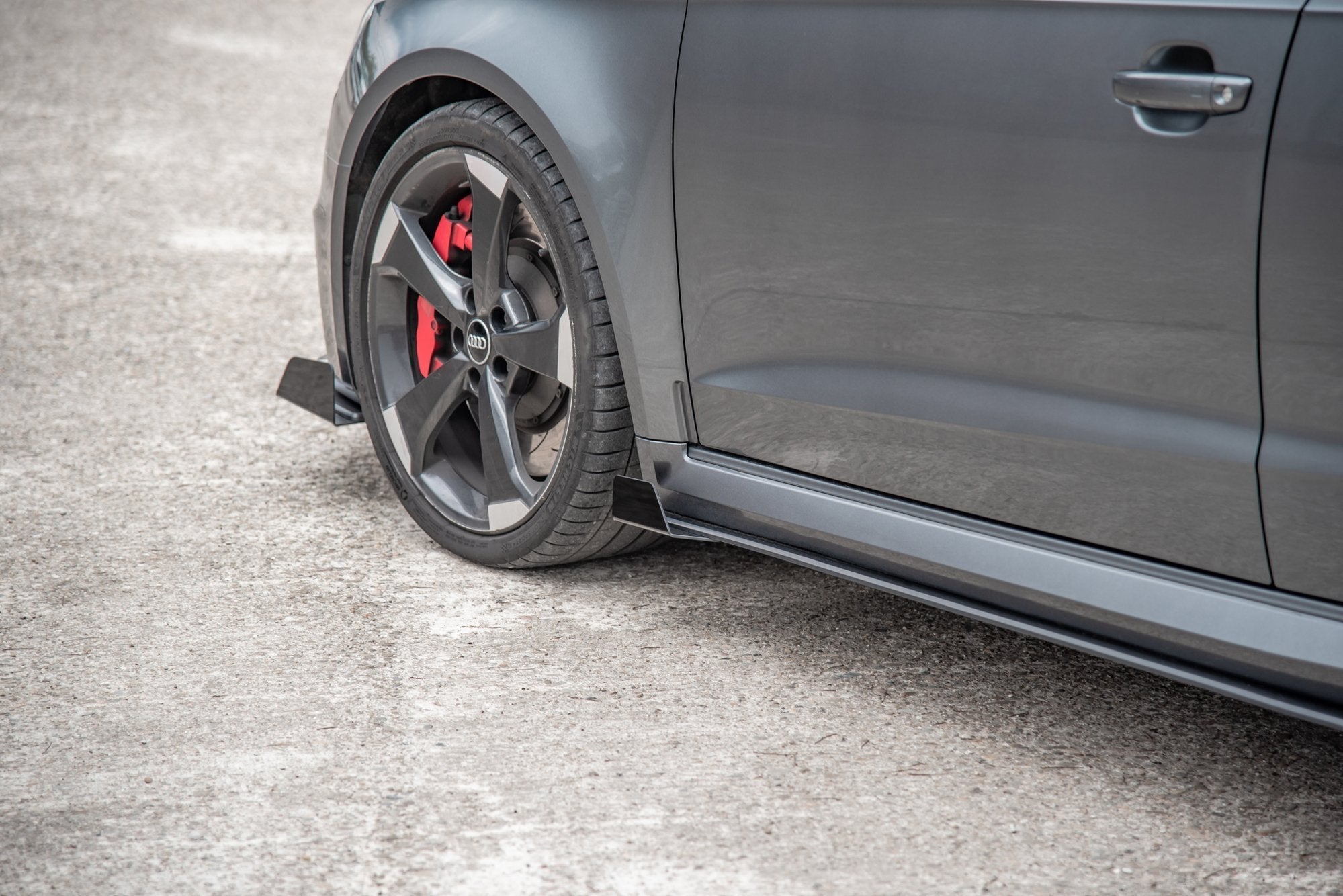 Maxton Design - Street Pro Seitenschweller Ansatz für + Flaps Audi RS3 8V Sportback - Aerowerk.