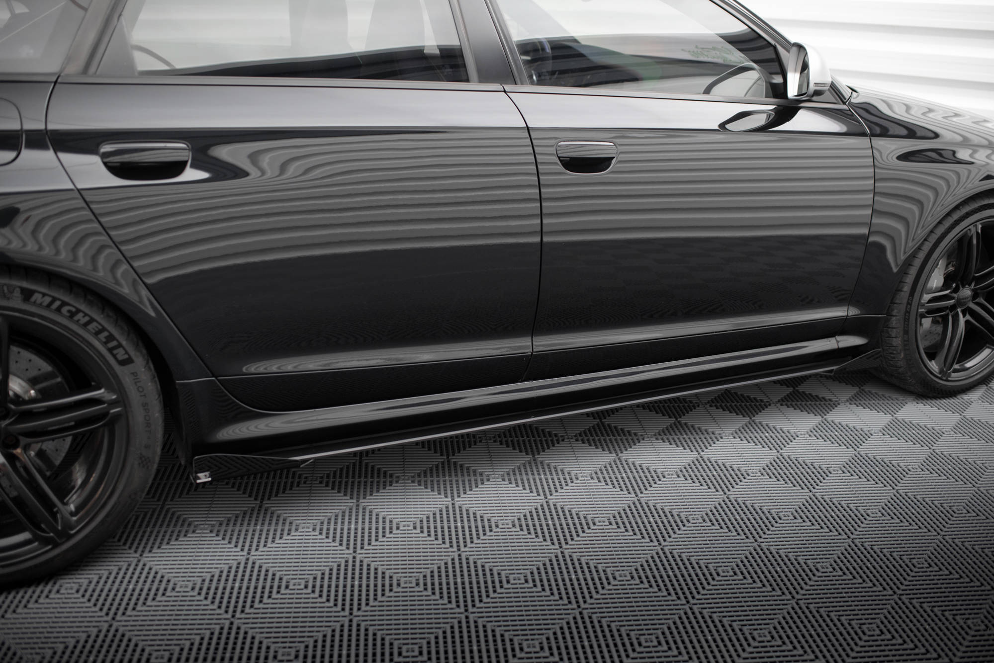 Maxton Design - Street Pro Seitenschweller Ansatz für + Flaps Audi RS6 Avant C6 - Aerowerk.