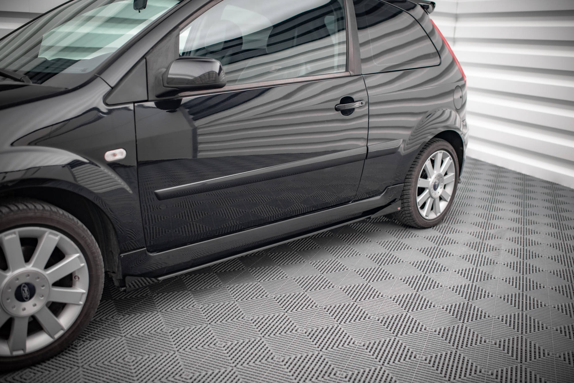 Maxton Design - Street Pro Seitenschweller Ansatz für + Flaps Ford Fiesta ST Mk6 - Aerowerk.