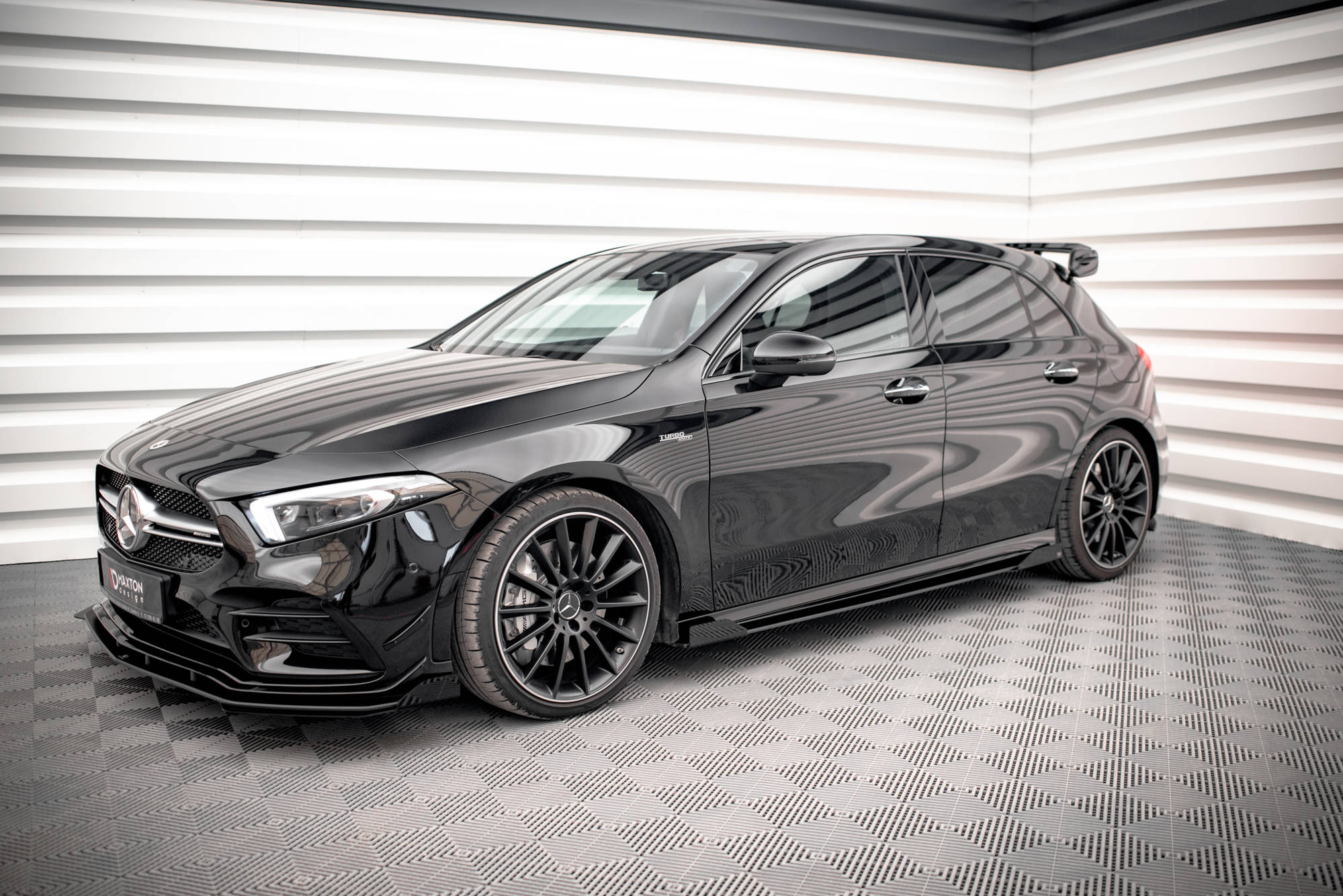 Maxton Design - Street Pro Seitenschweller Ansatz für + Flaps Mercedes A35 AMG / AMG - Line Aero Pack W177 - Aerowerk.