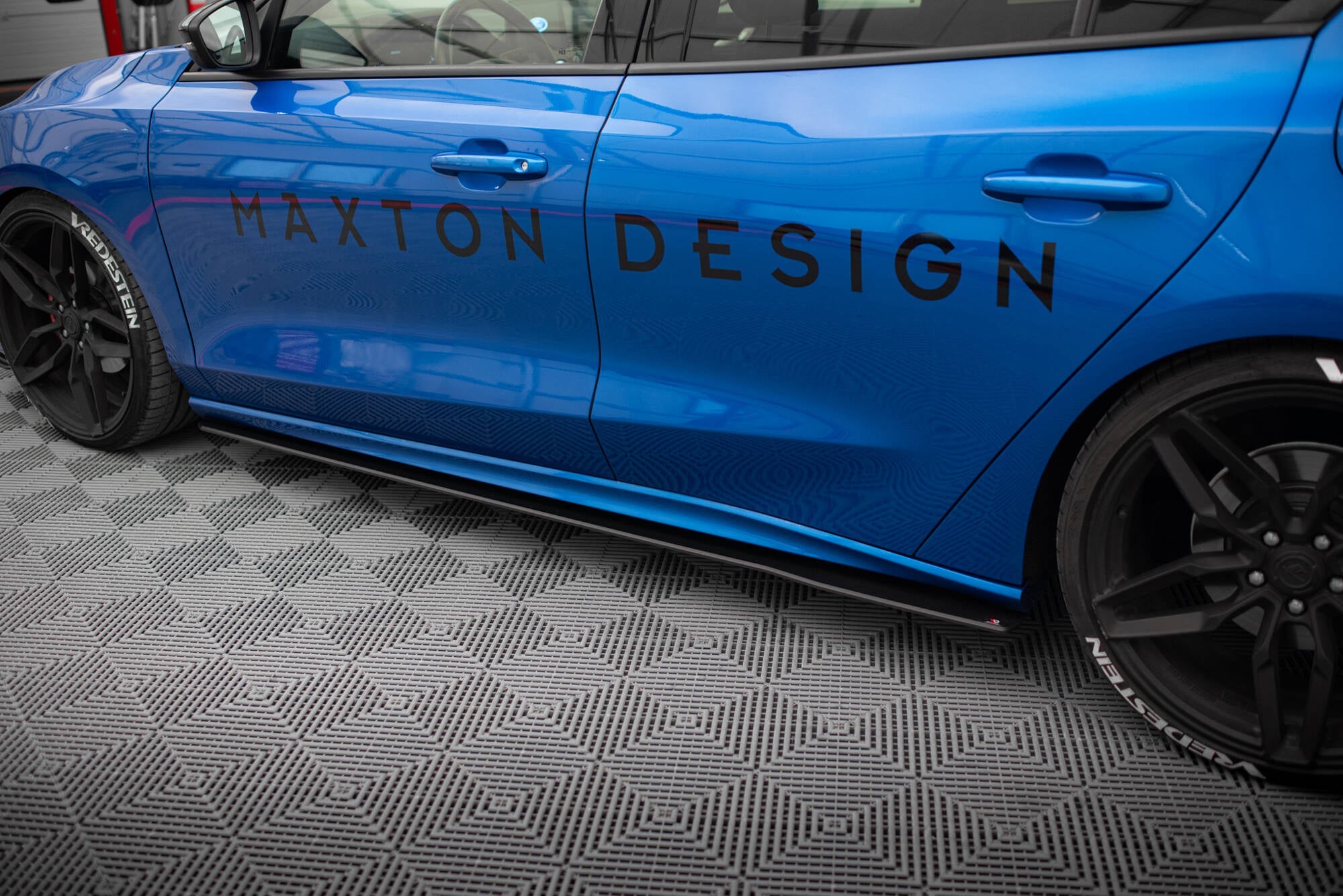 Maxton Design - Street Pro Seitenschweller Ansatz für Ford Focus ST / ST - Line Mk4 - Aerowerk.