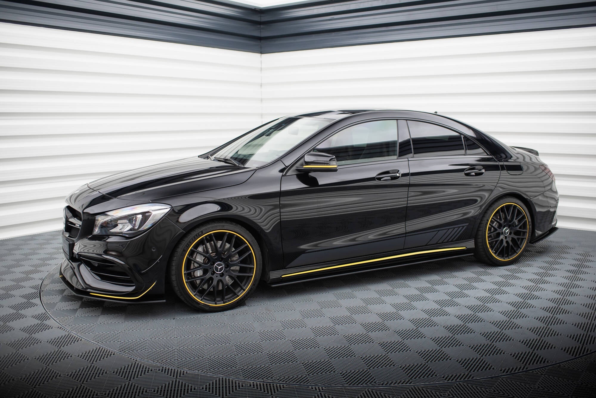 Maxton Design - Street Pro Seitenschweller Ansatz für Mercedes - AMG CLA 45 C117 Facelift - Aerowerk.