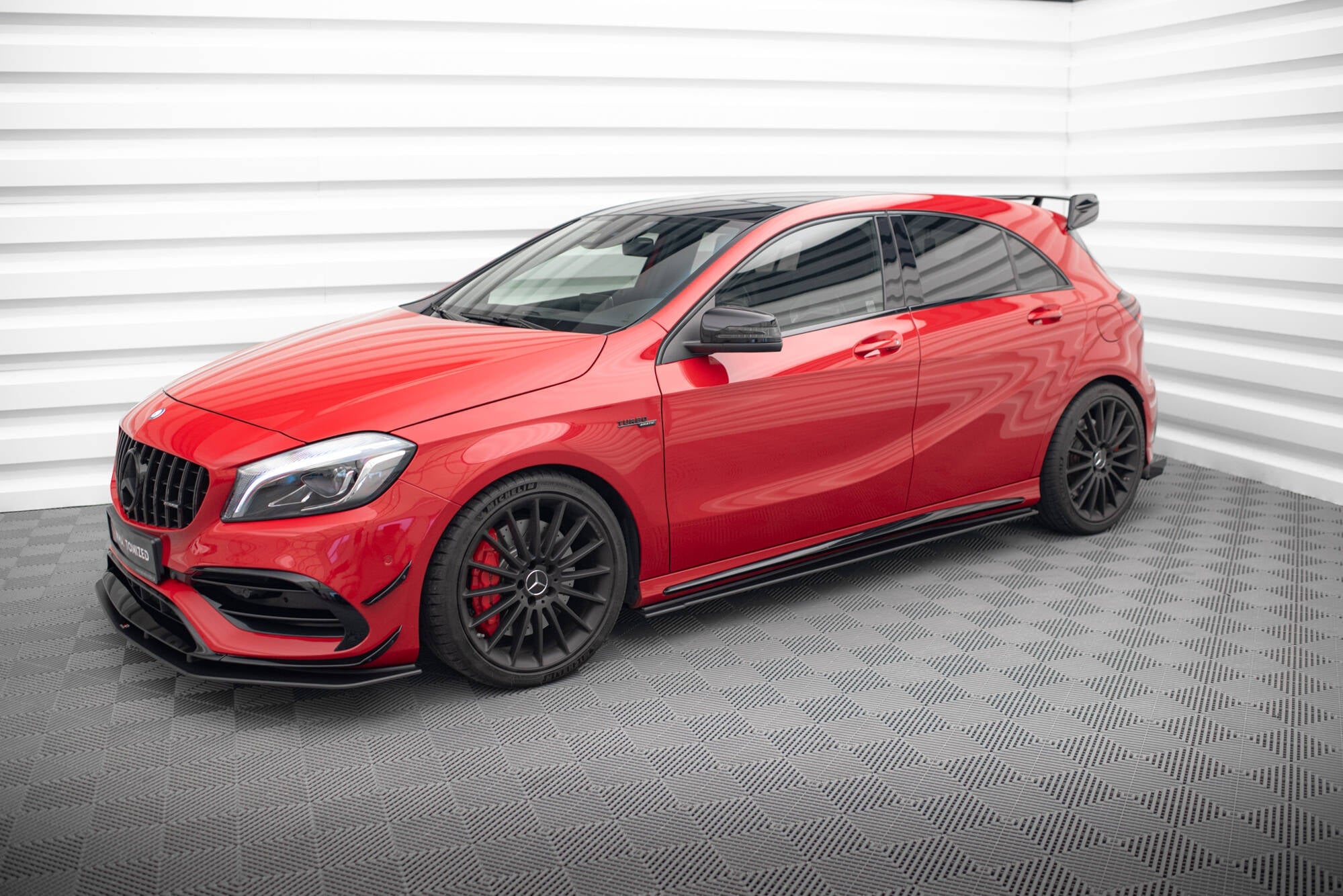 Maxton Design - Street Pro Seitenschweller Ansatz für Mercedes - Benz A 45 AMG W176 Facelift - Aerowerk.
