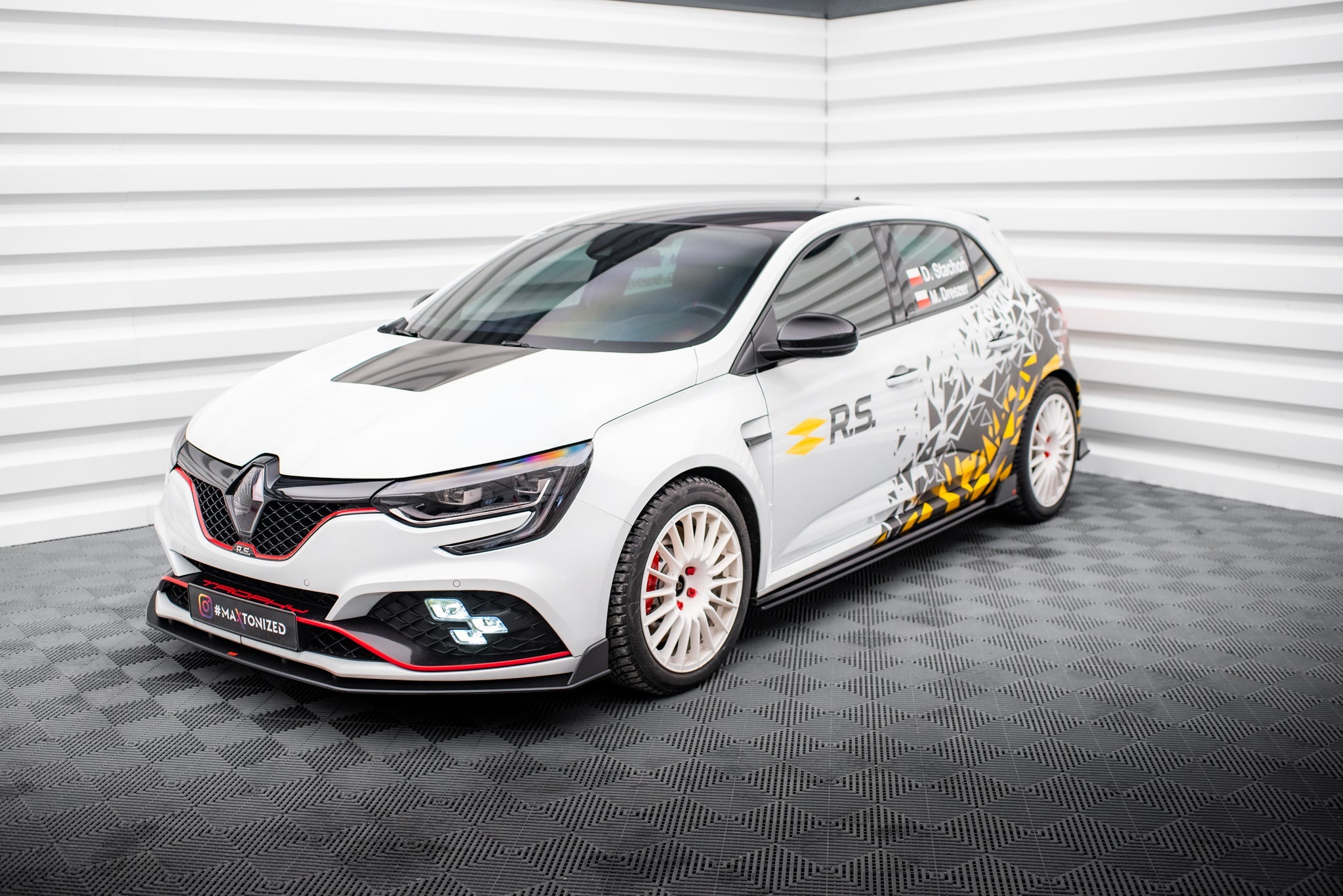 Maxton Design - Street Pro Seitenschweller Ansatz für Renault Megane RS Mk4 - Aerowerk.