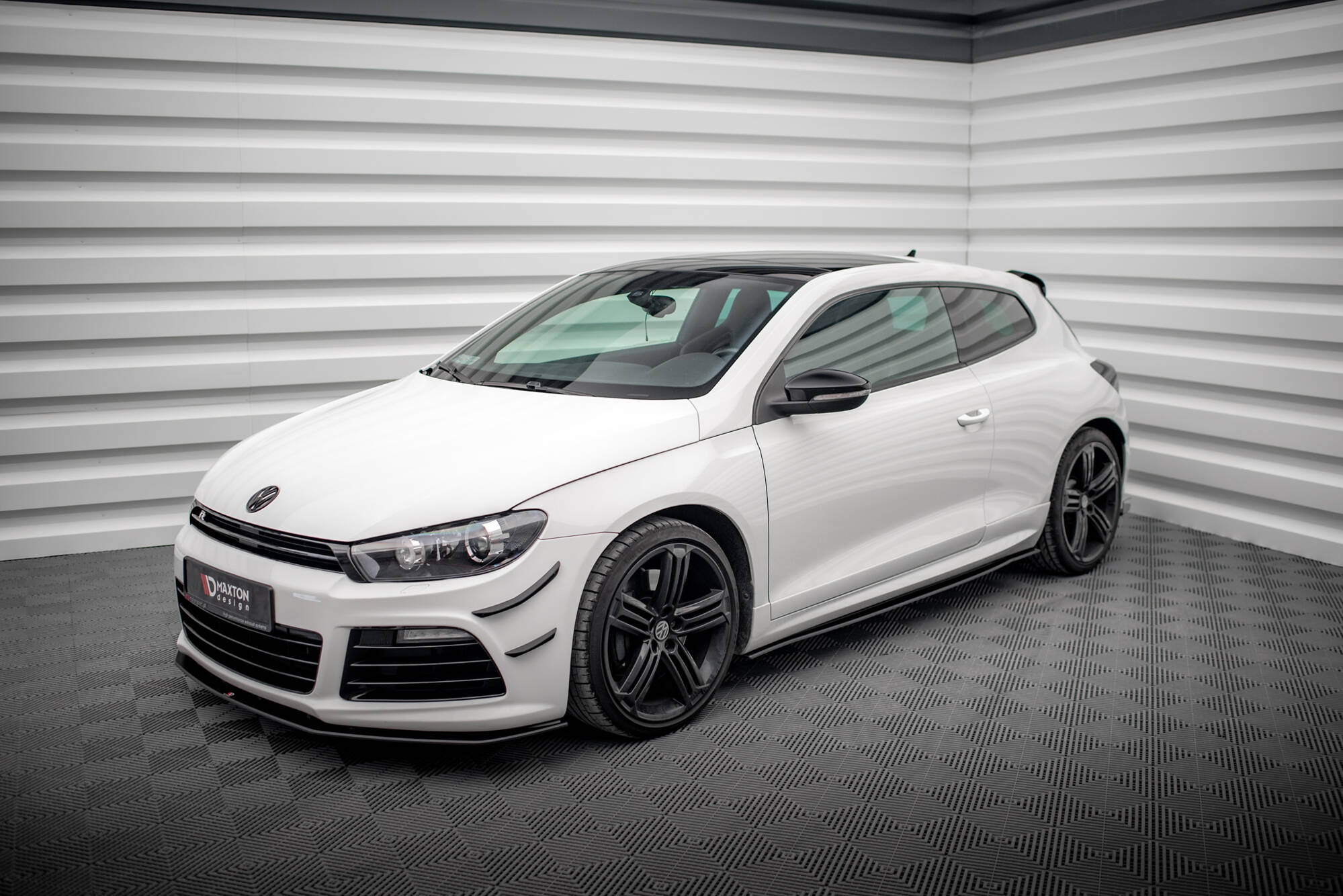 Maxton Design - Street Pro Seitenschweller Ansatz für VW Scirocco R Mk3 - Aerowerk.