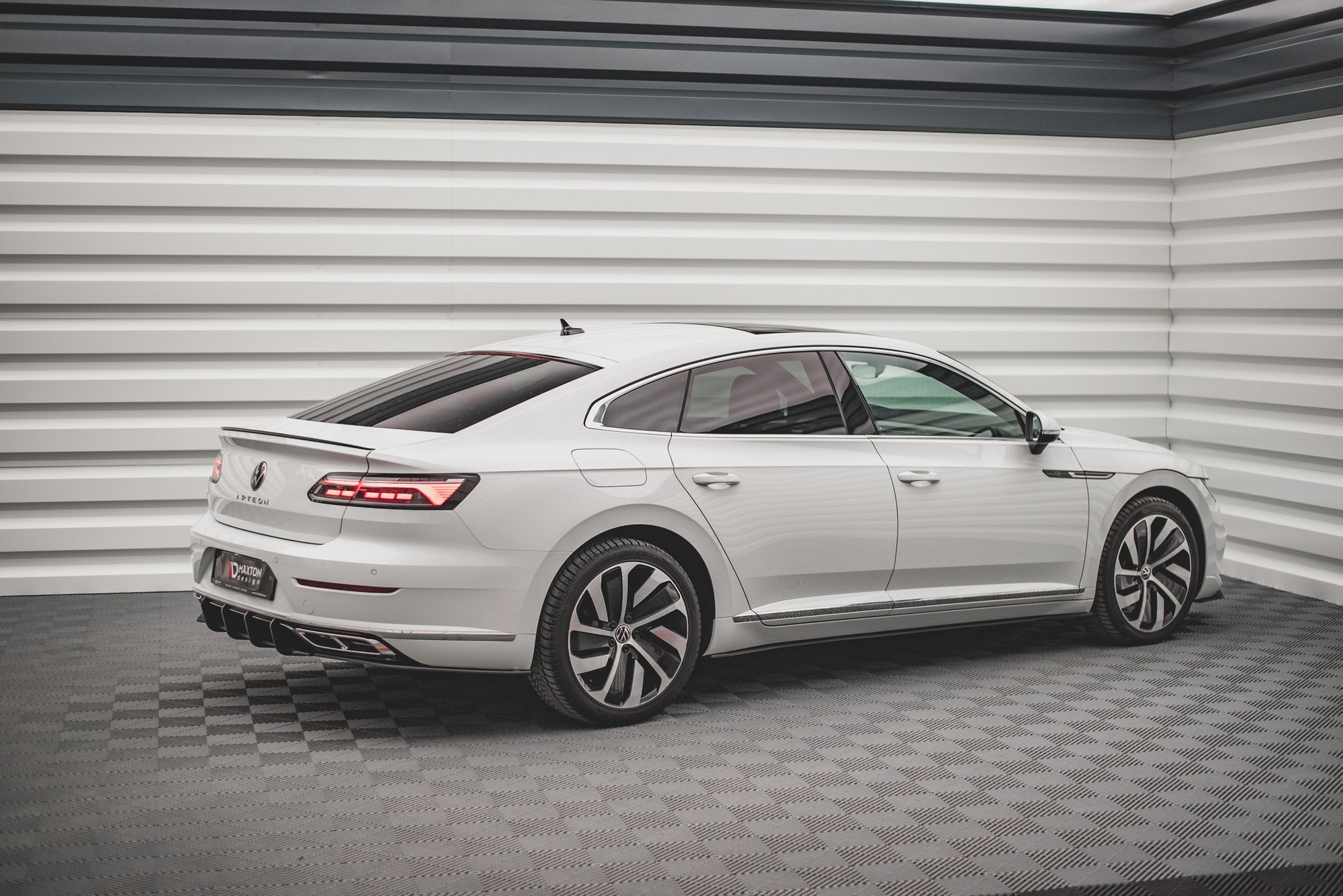 Maxton Design - Street Pro Seitenschweller V1 Ansatz für für VW Arteon R/ R - Line Facelift - Aerowerk.